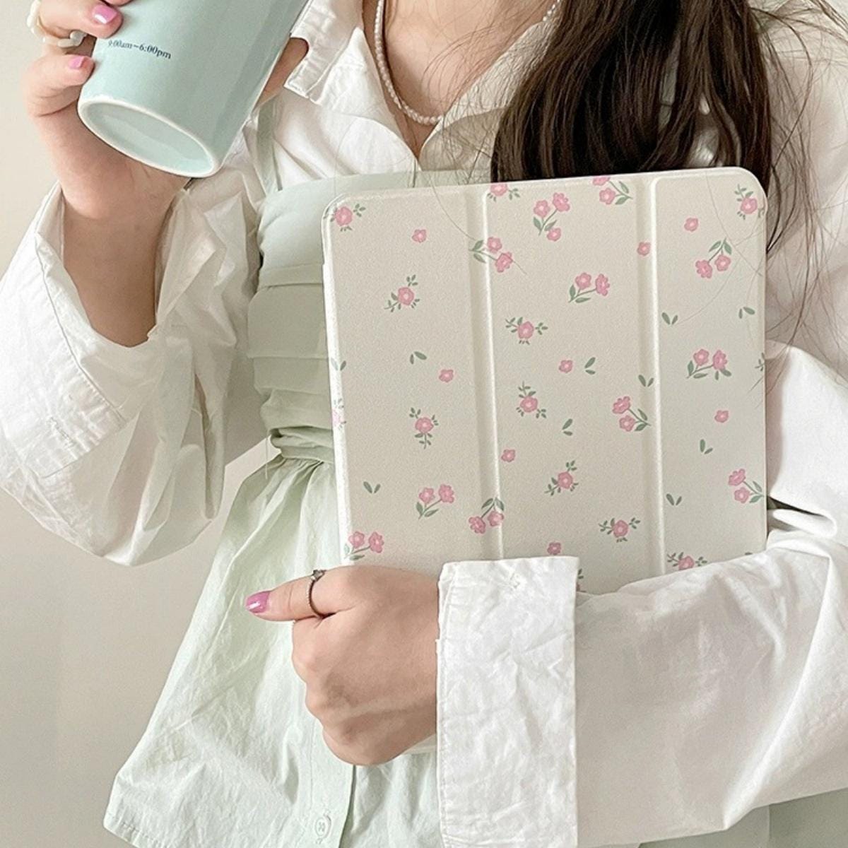 Floral Tri-Fold iPad Case