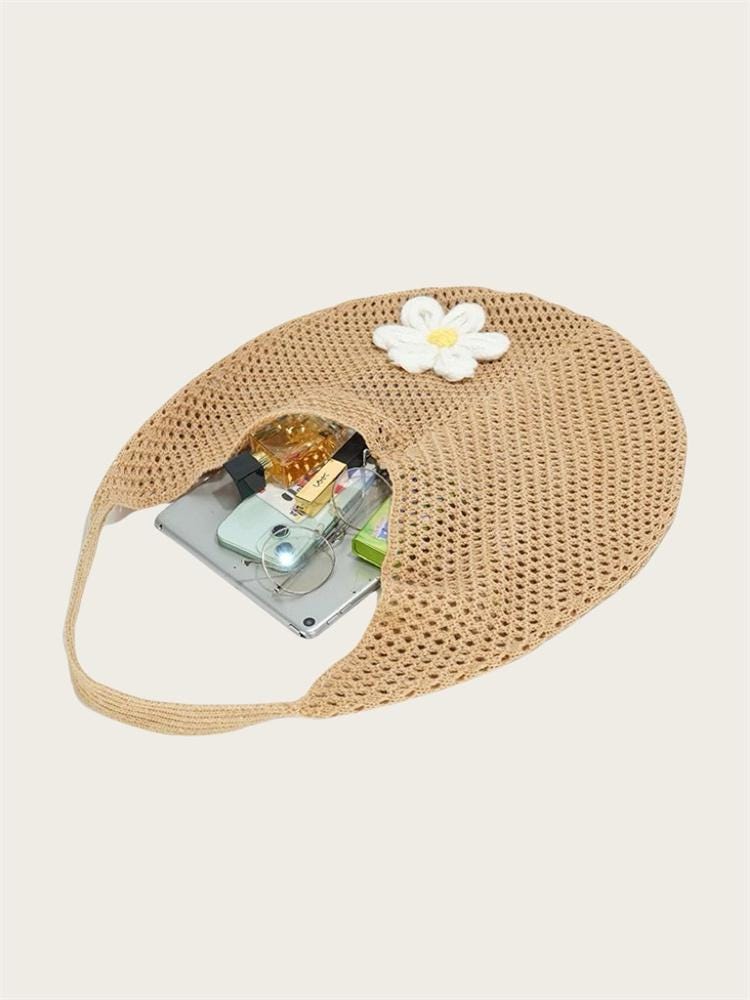 Daisy Rattan Shoulder Bag